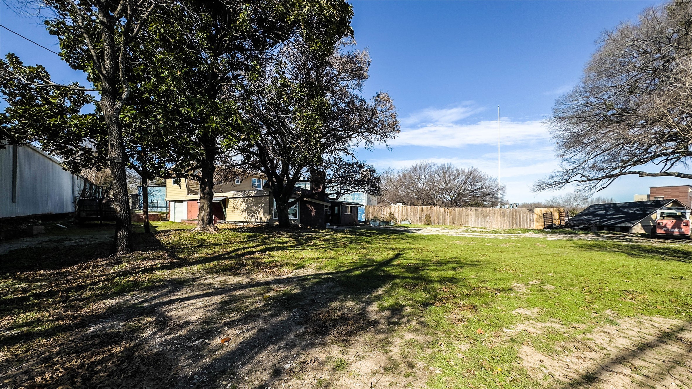 719 E Highway 67 Duncanville TX 75137