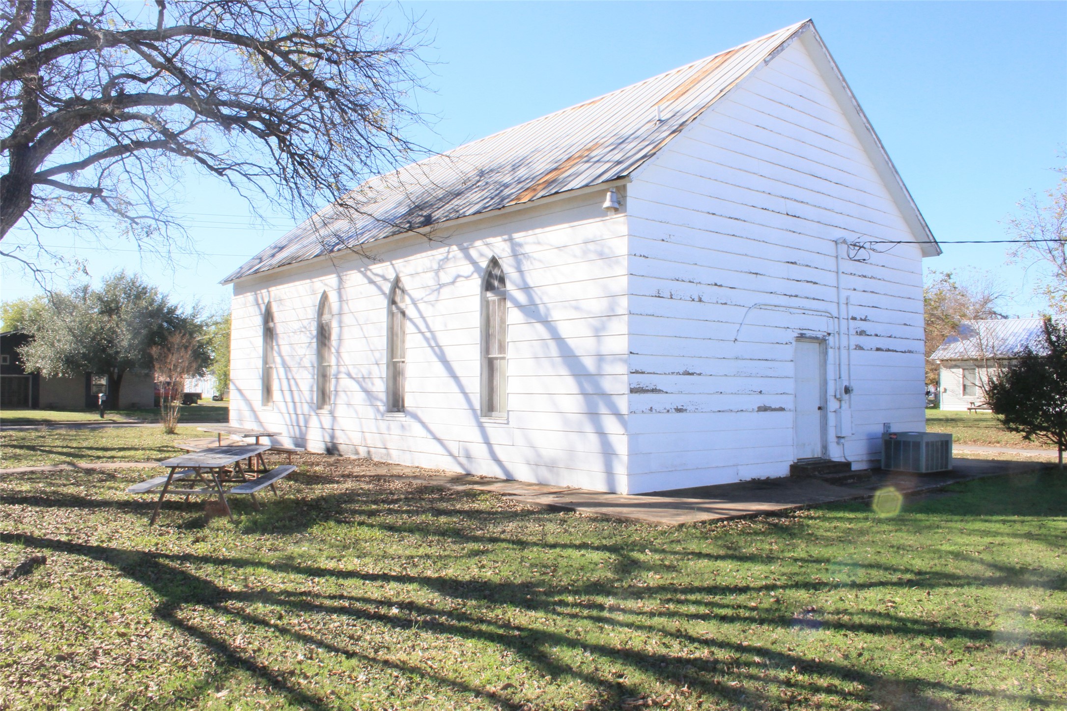 101 E Commerce San Saba TX 76877
