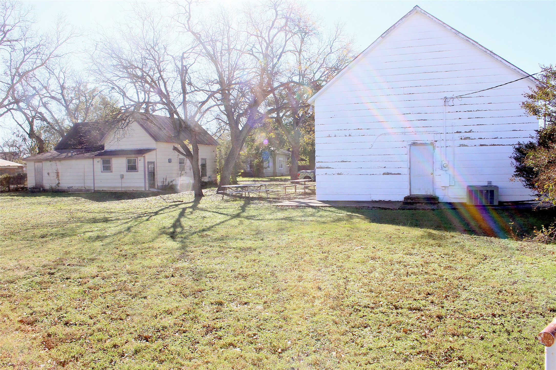 101 E Commerce San Saba TX 76877