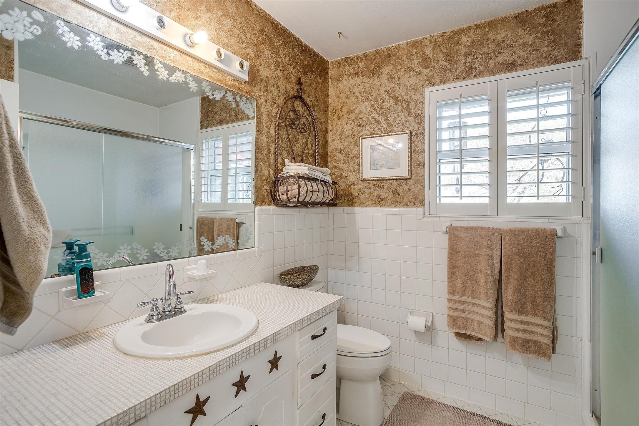 1400 Fm 1187 Crowley TX 76036