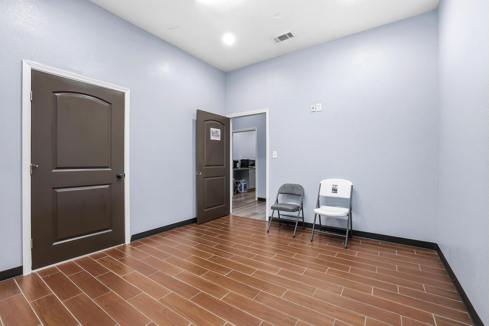 3301 S State Highway 121 Bonham TX 75418