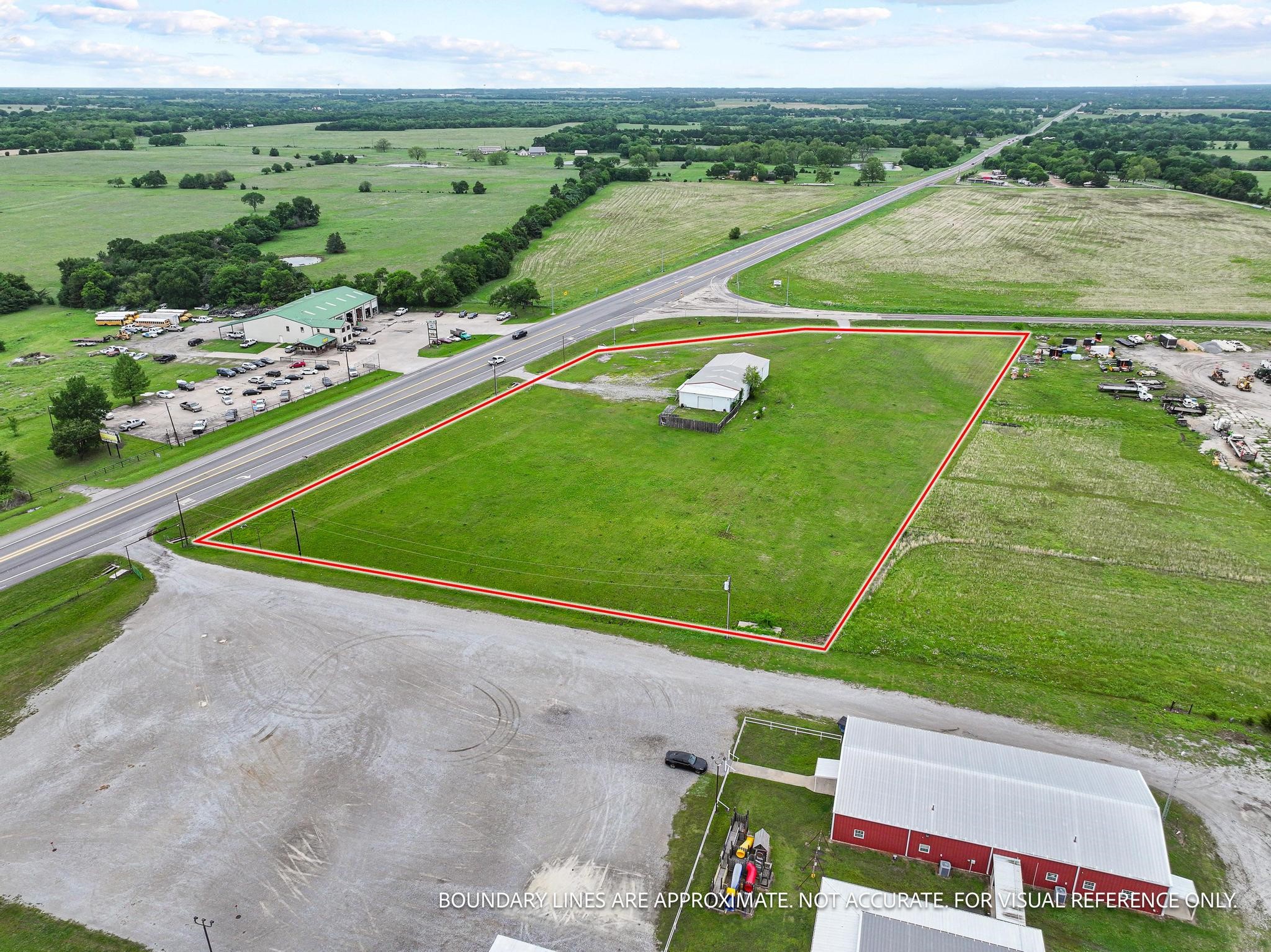 3301 S State Highway 121 Bonham TX 75418