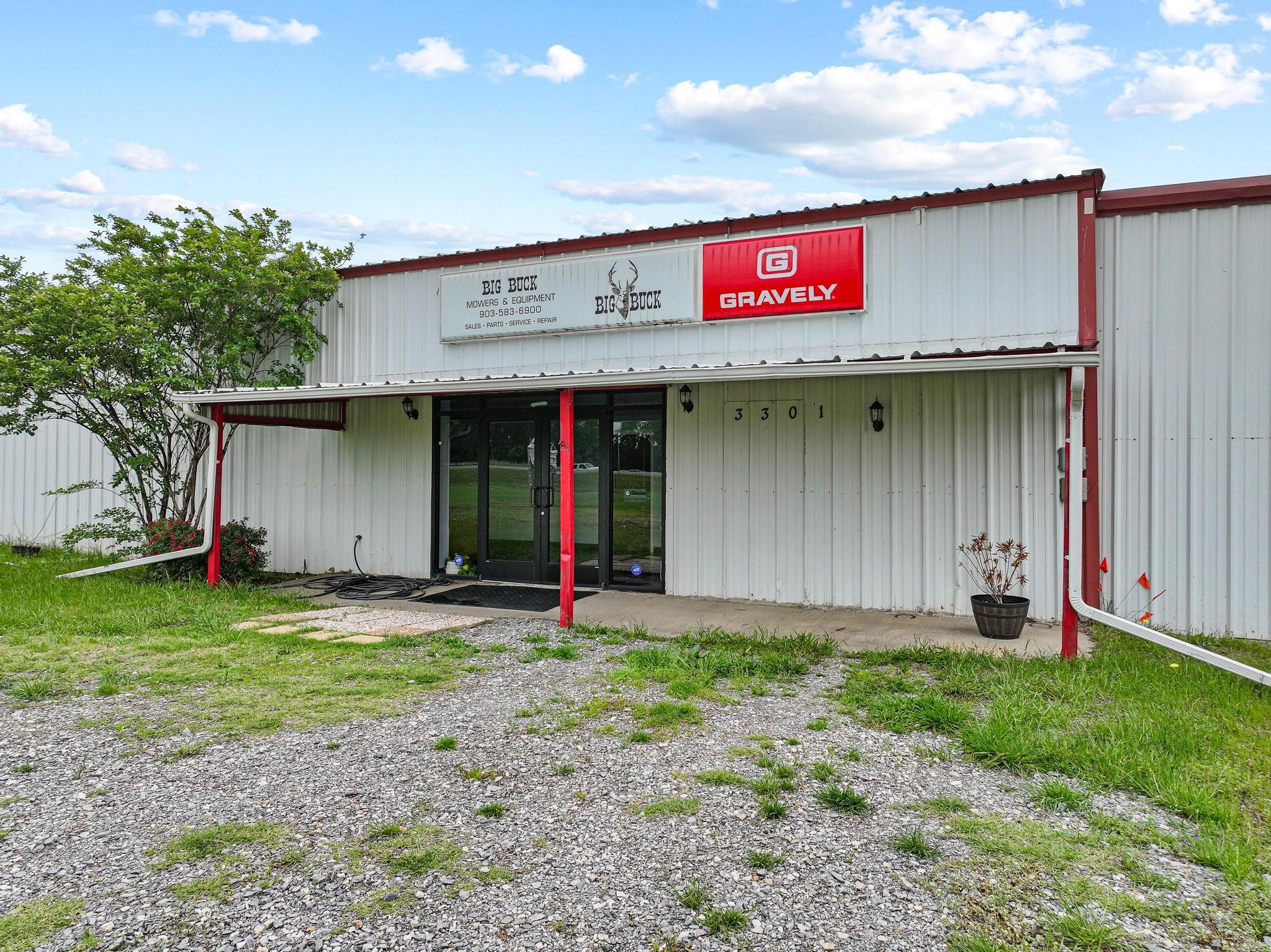 3301 S State Highway 121 Bonham TX 75418