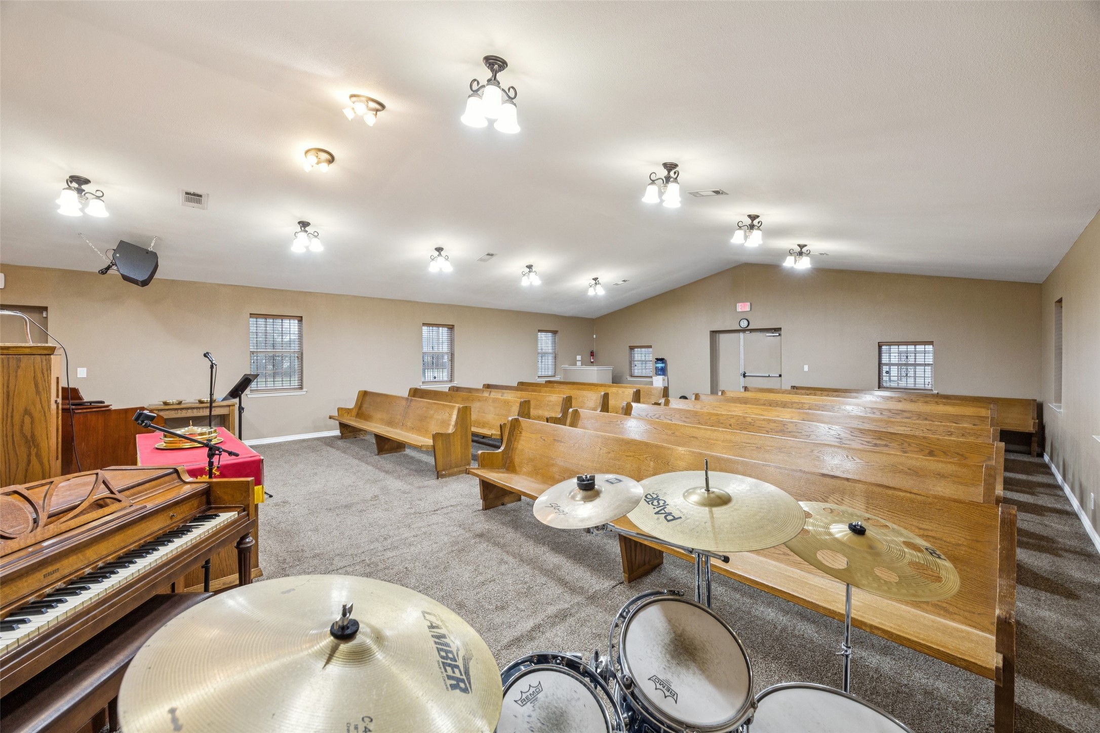 1738 Nomas Street Dallas TX 75212
