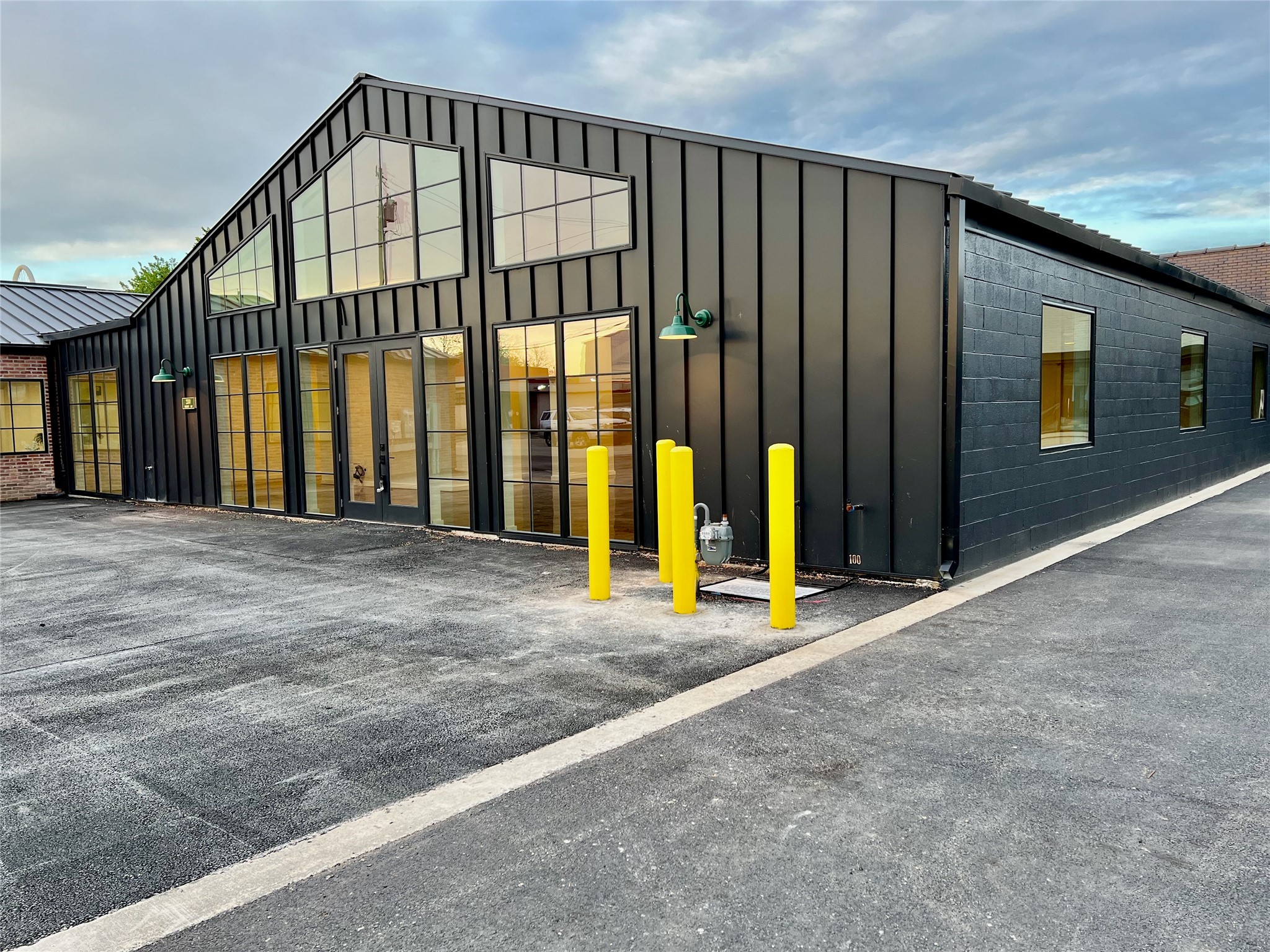 2330 Langford Street Dallas TX 75208