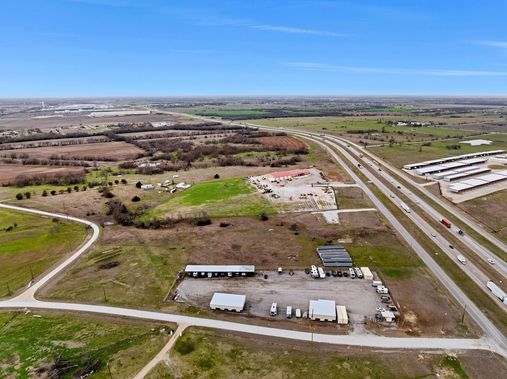 50 Love Trail Valley View TX 76272