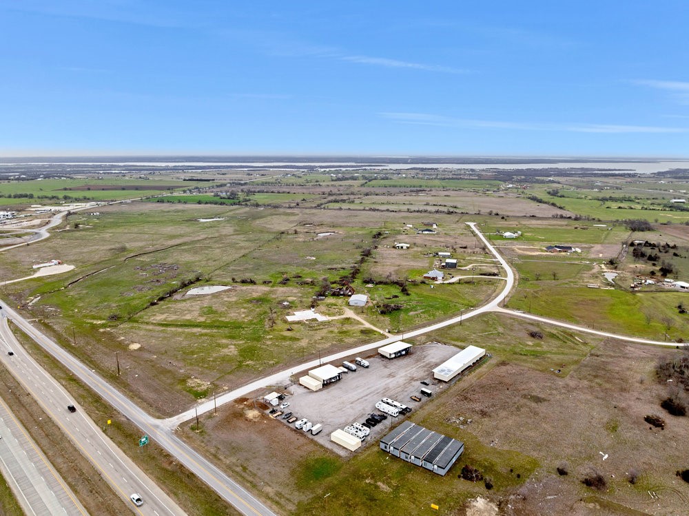 50 Love Trail Valley View TX 76272