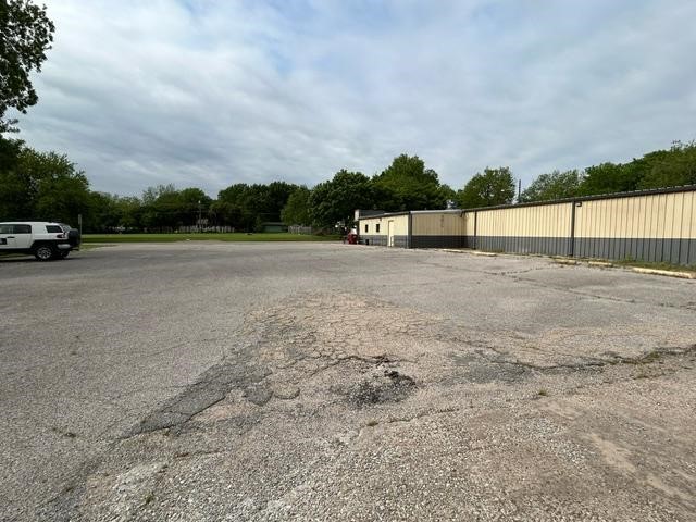 228 W Grand Street Whitewright TX 75491