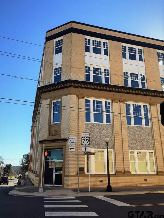 202 E Main Street Henderson TX 75652