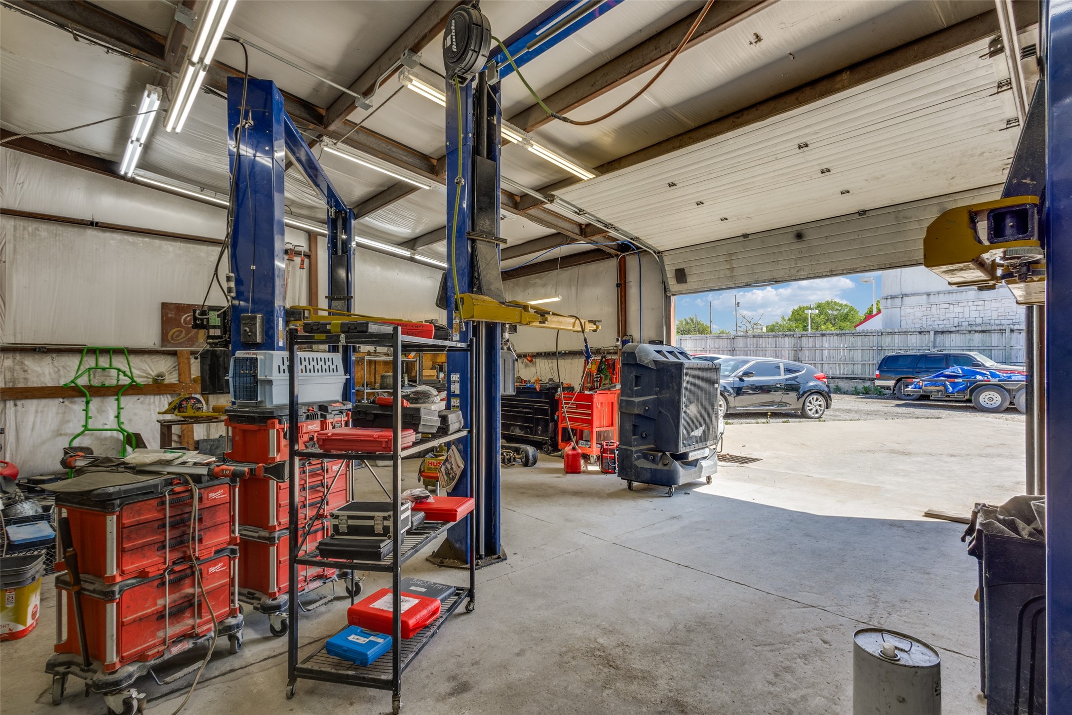 520 S Sam Rayburn Freeway Sherman TX 75090