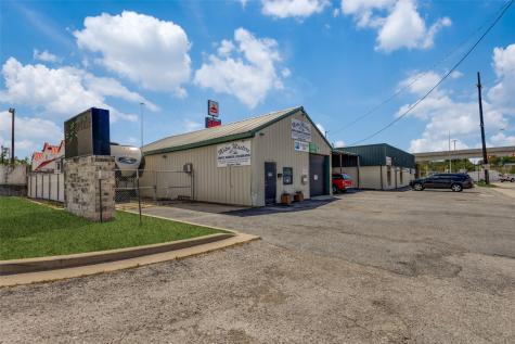 520 S Sam Rayburn Freeway Sherman TX 75090