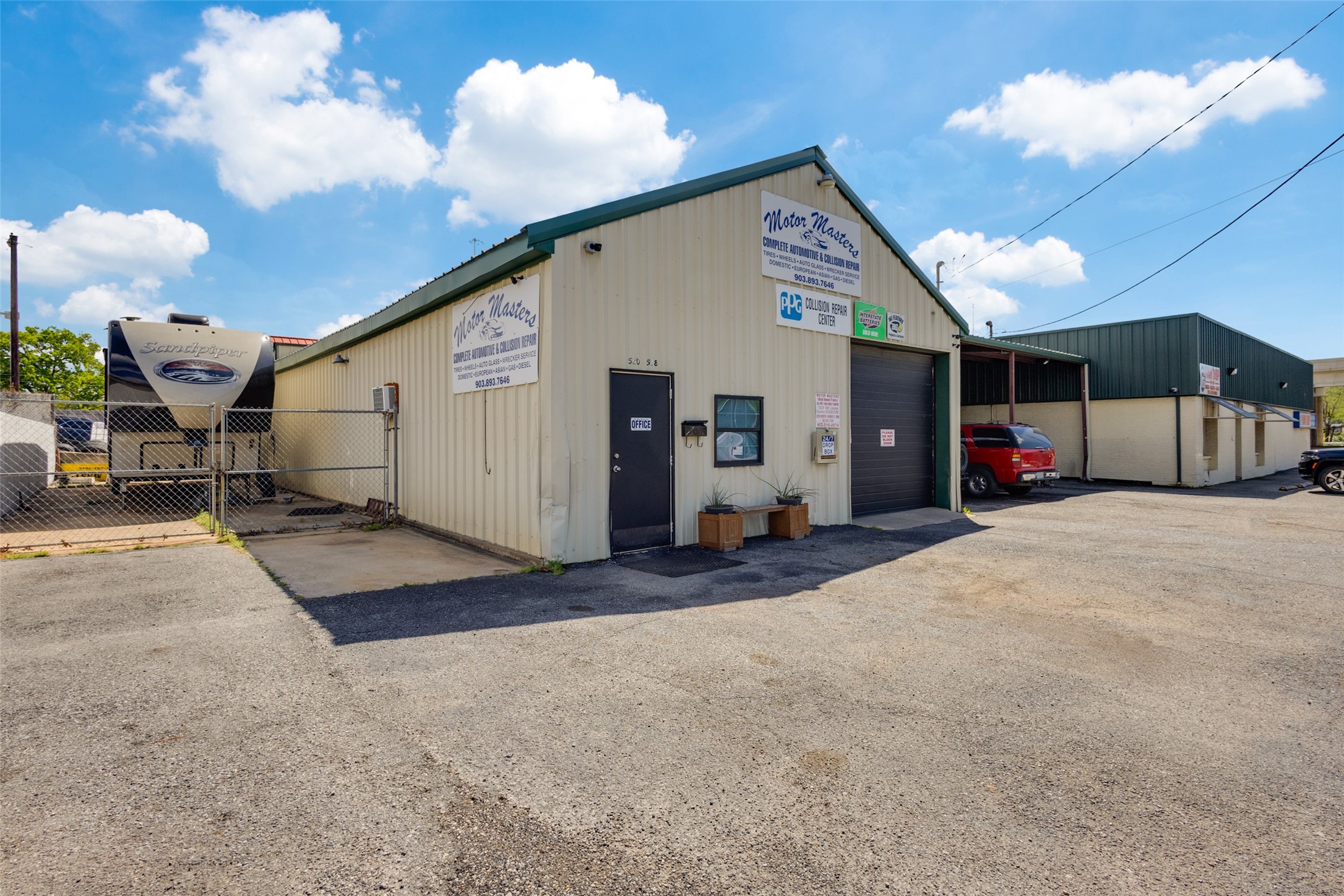 520 S Sam Rayburn Freeway Sherman TX 75090