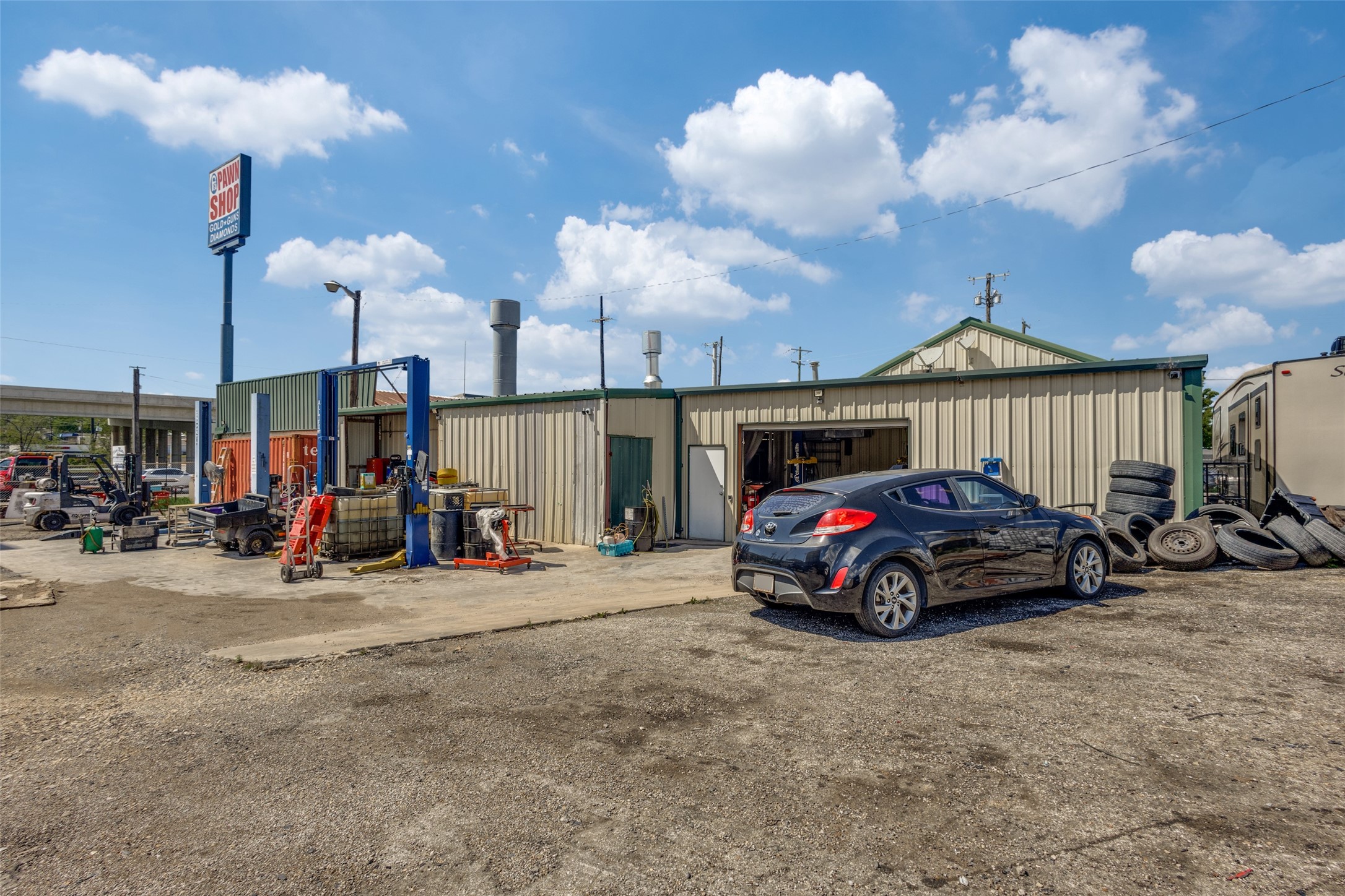 520 S Sam Rayburn Freeway Sherman TX 75090