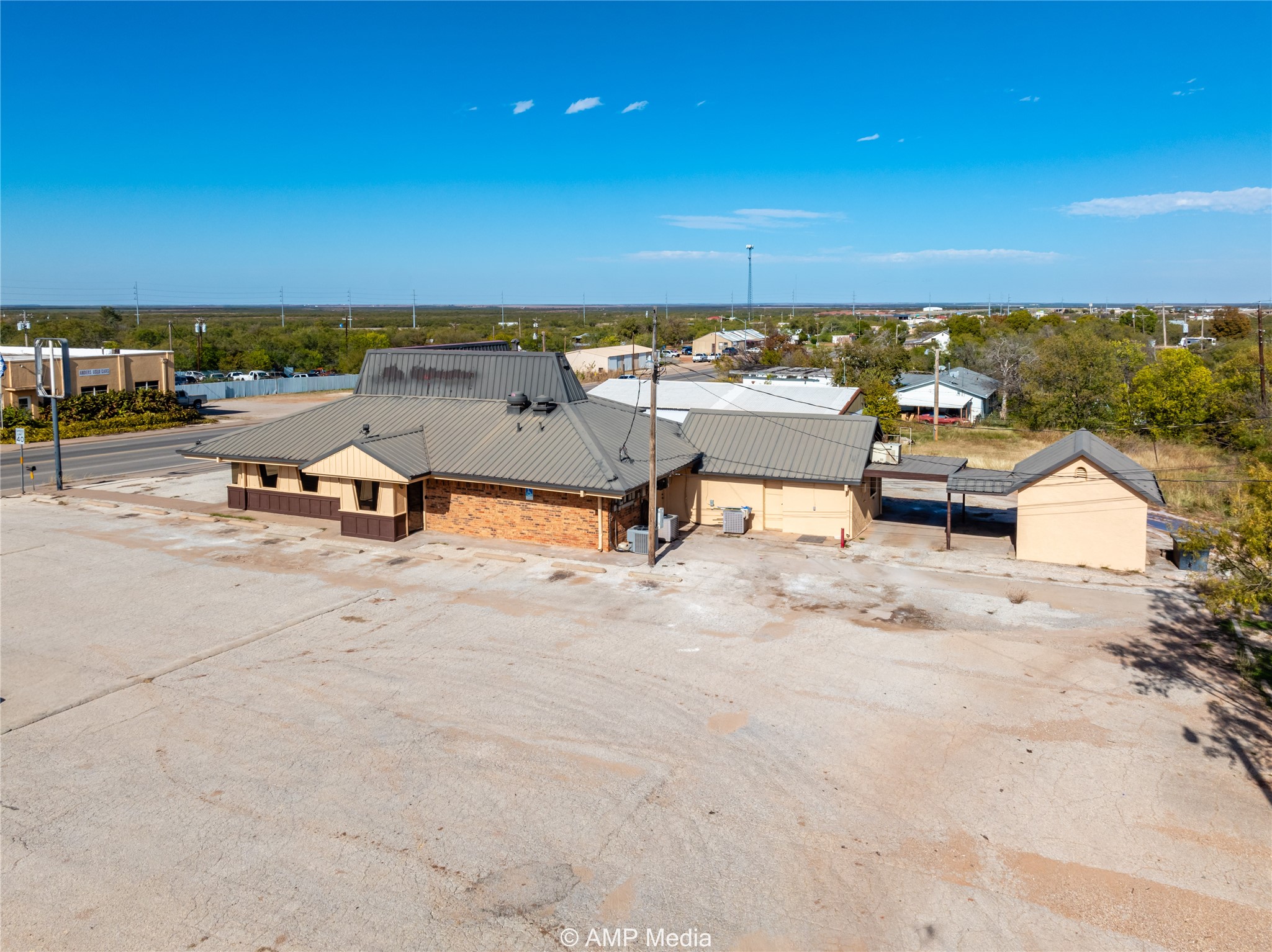 702 N Swenson Street Stamford TX 79553