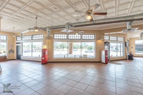 1305 S 1st Street Abilene TX 79602