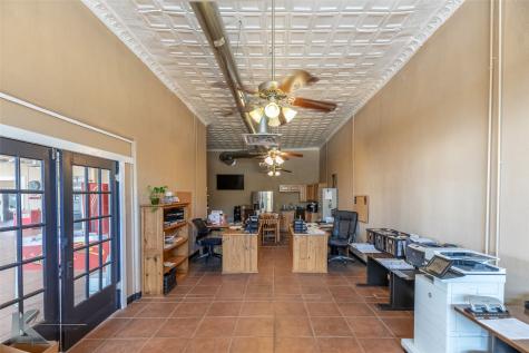 1305 S 1st Street Abilene TX 79602