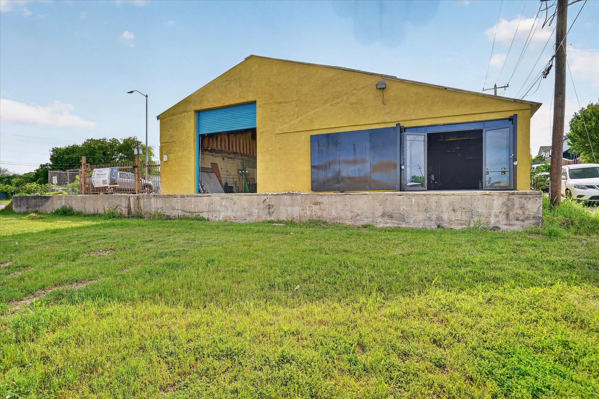 2025 E Rosedale Street Fort Worth TX 76104