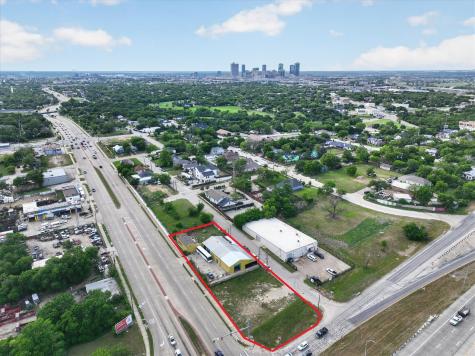 2025 E Rosedale Street Fort Worth TX 76104