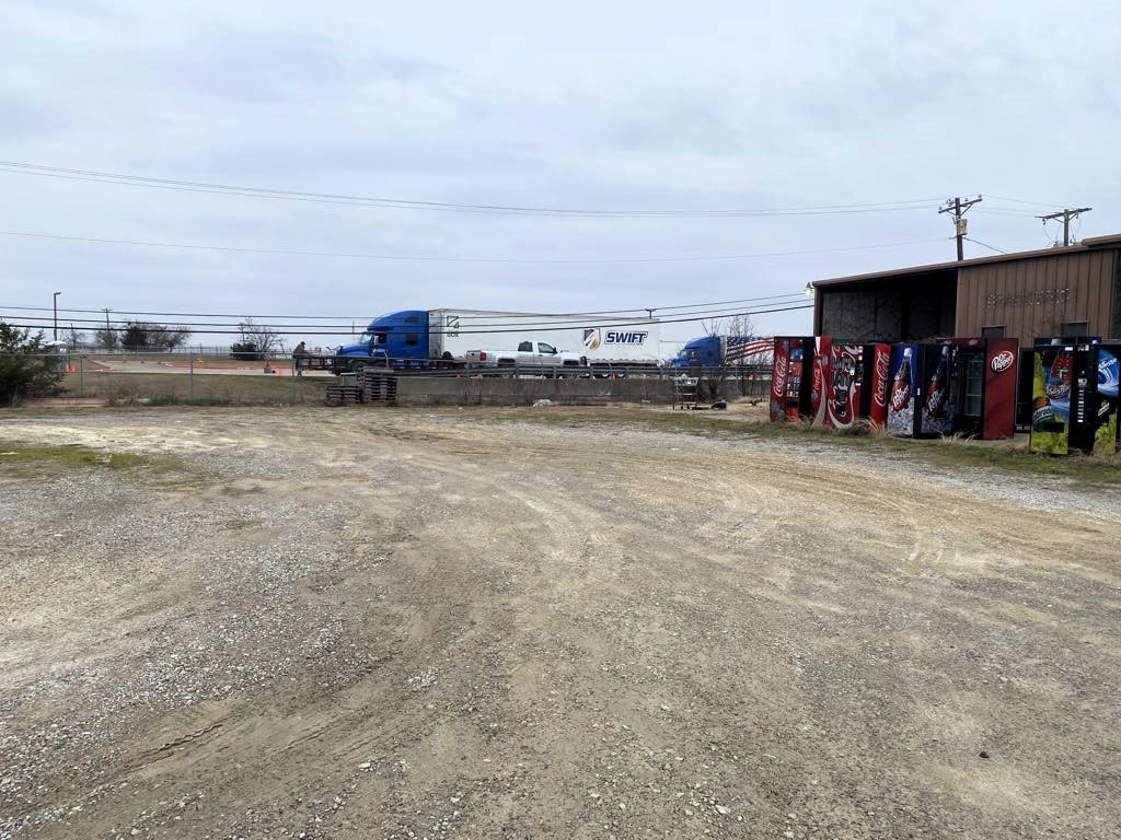 2400 S Business 45 Corsicana TX 75110