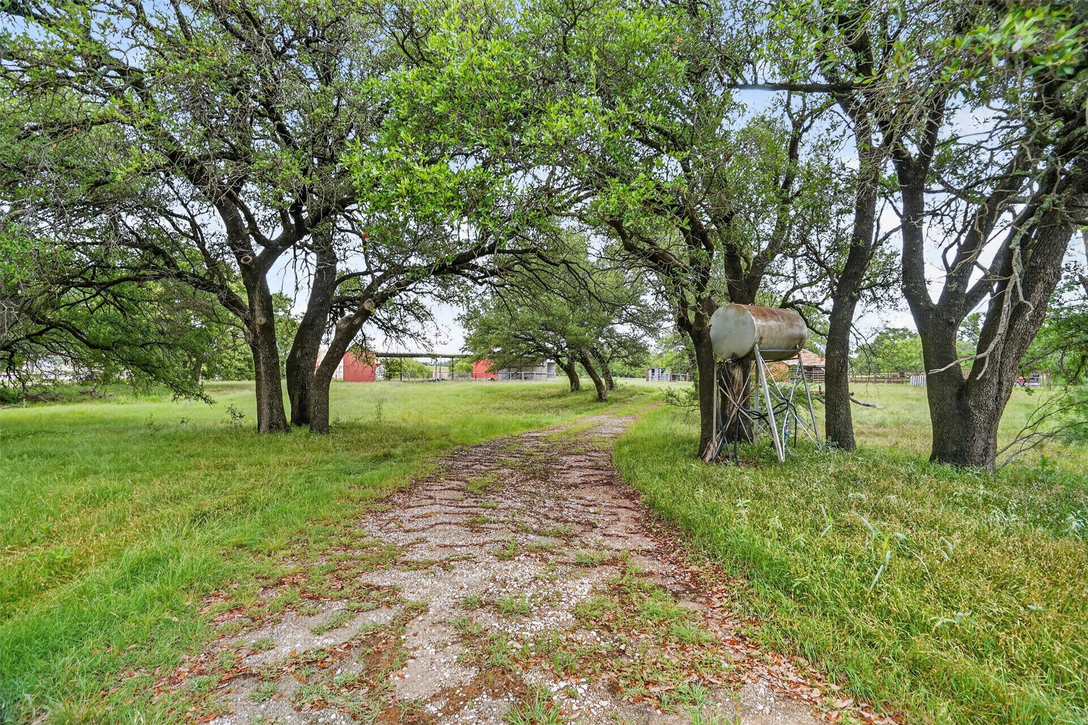 14001 Us-281 Santo TX 76472