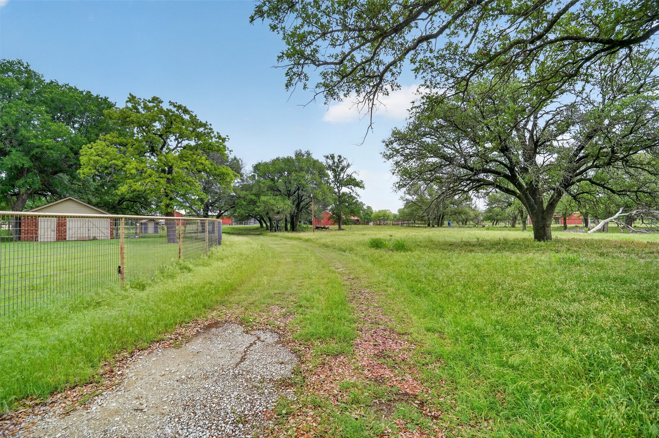 14001 Us-281 Santo TX 76472