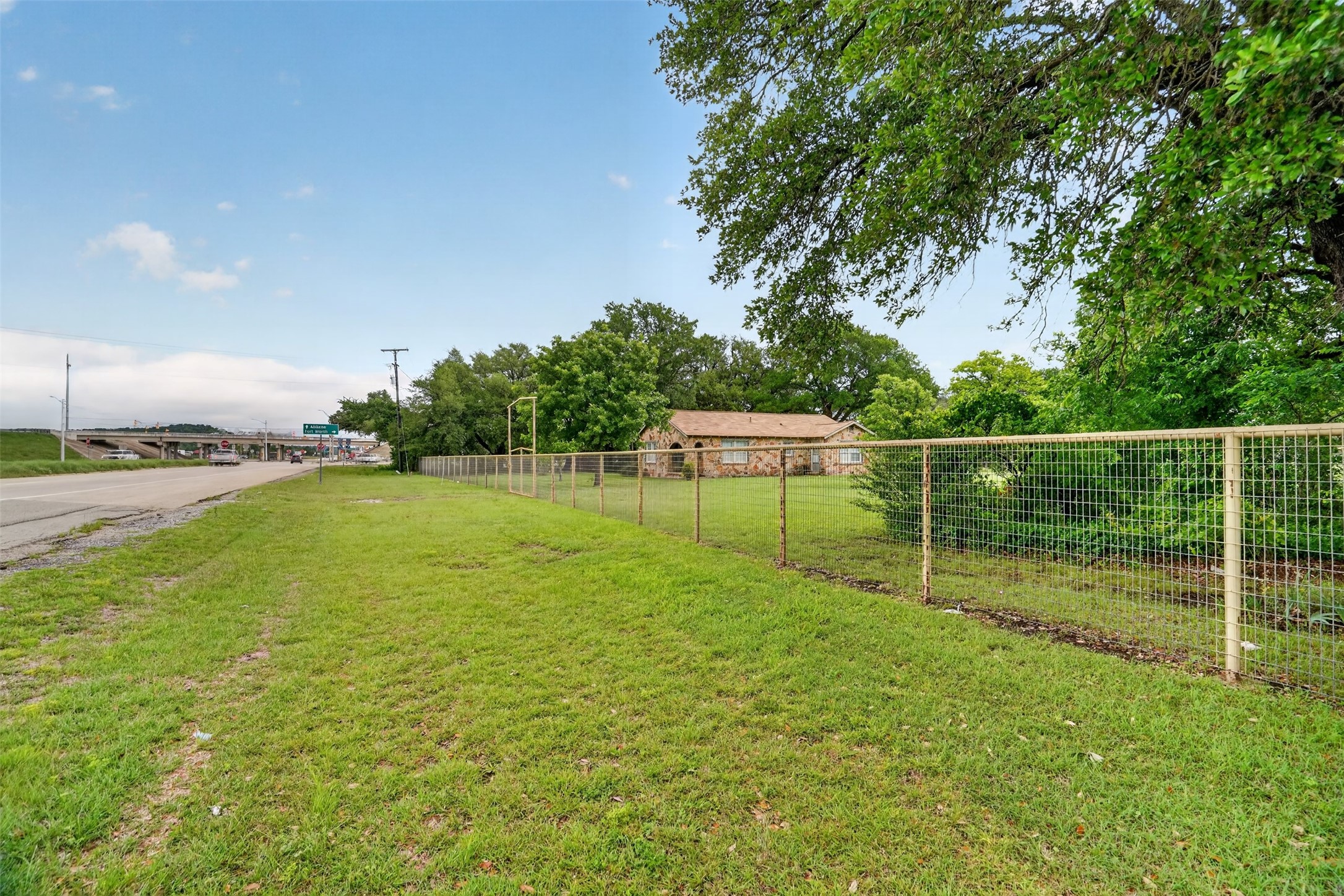 14001 Us-281 Santo TX 76472