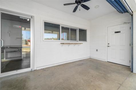 207 N Henderso Boulevard Kilgore TX 75662