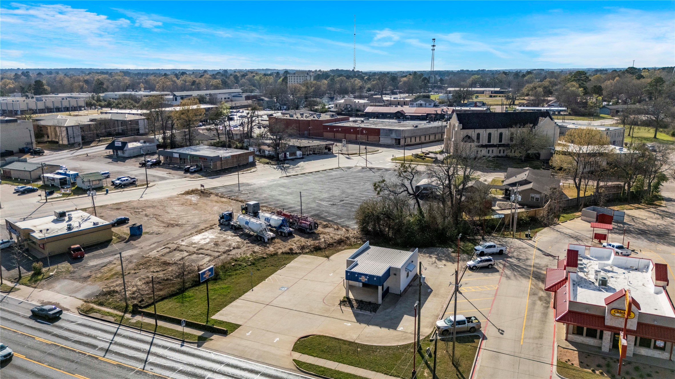 207 N Henderso Boulevard Kilgore TX 75662