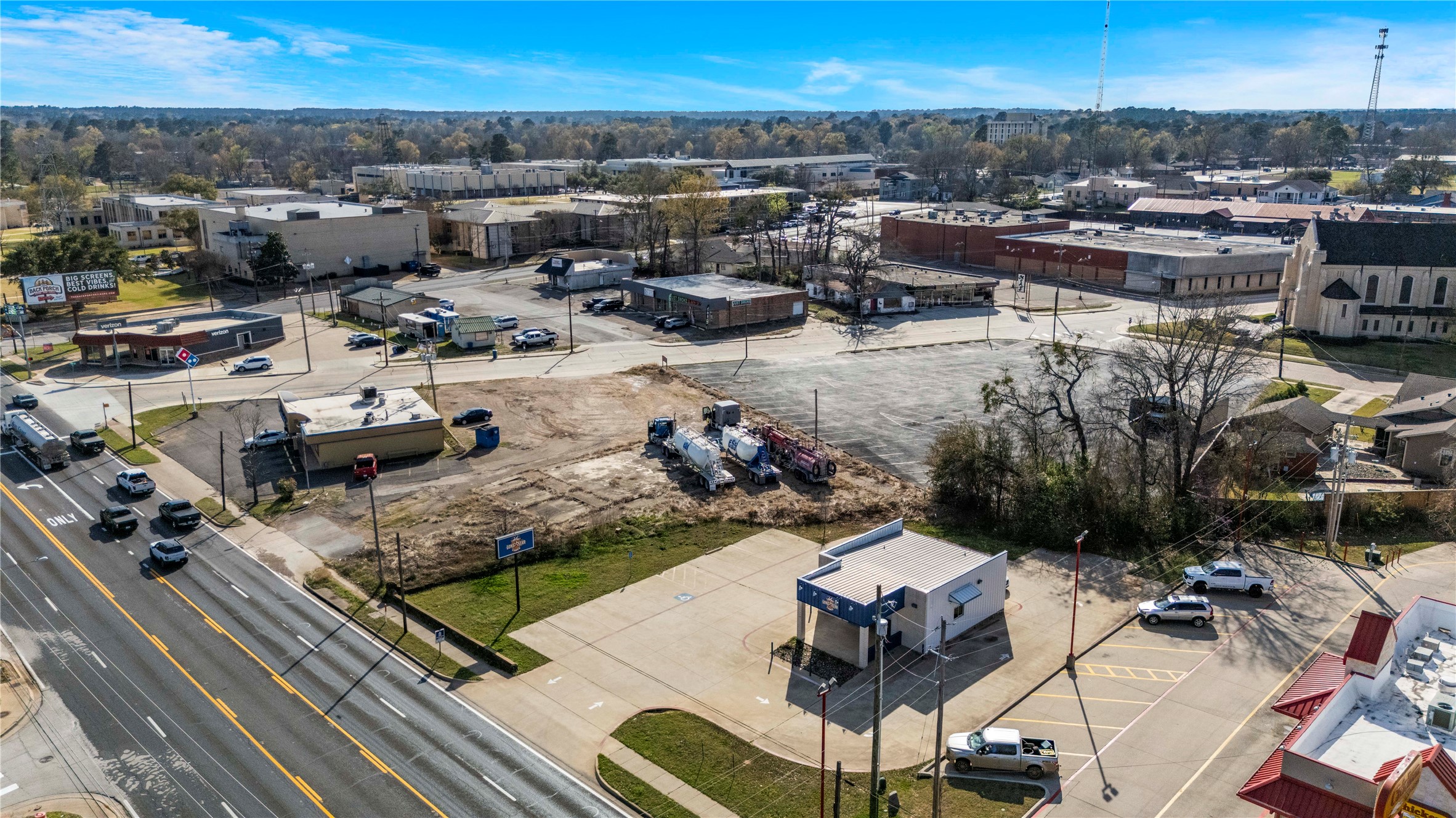 207 N Henderso Boulevard Kilgore TX 75662