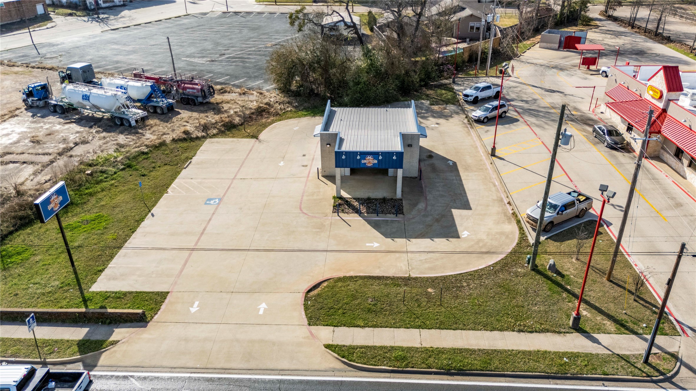 207 N Henderso Boulevard Kilgore TX 75662