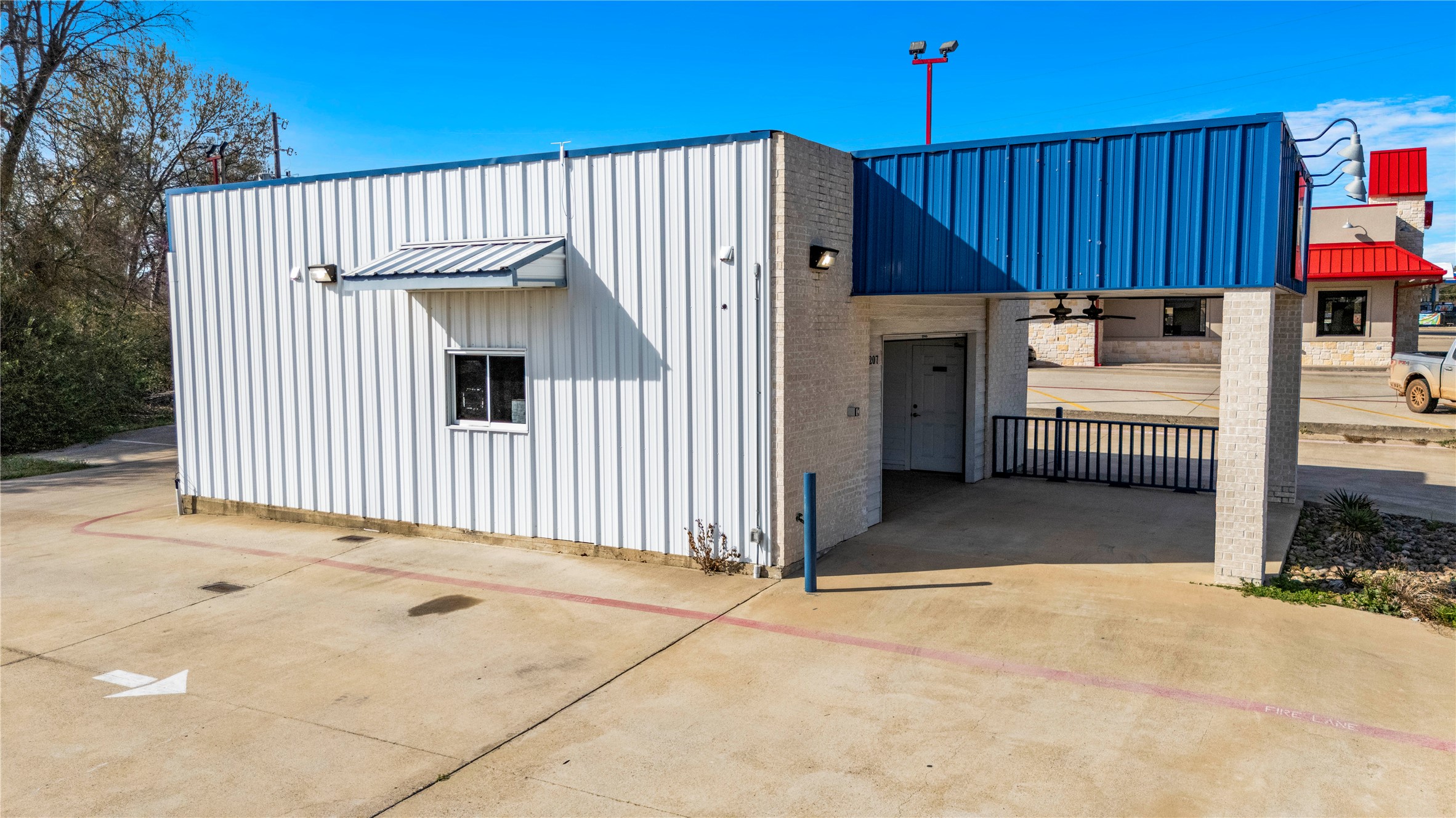 207 N Henderso Boulevard Kilgore TX 75662