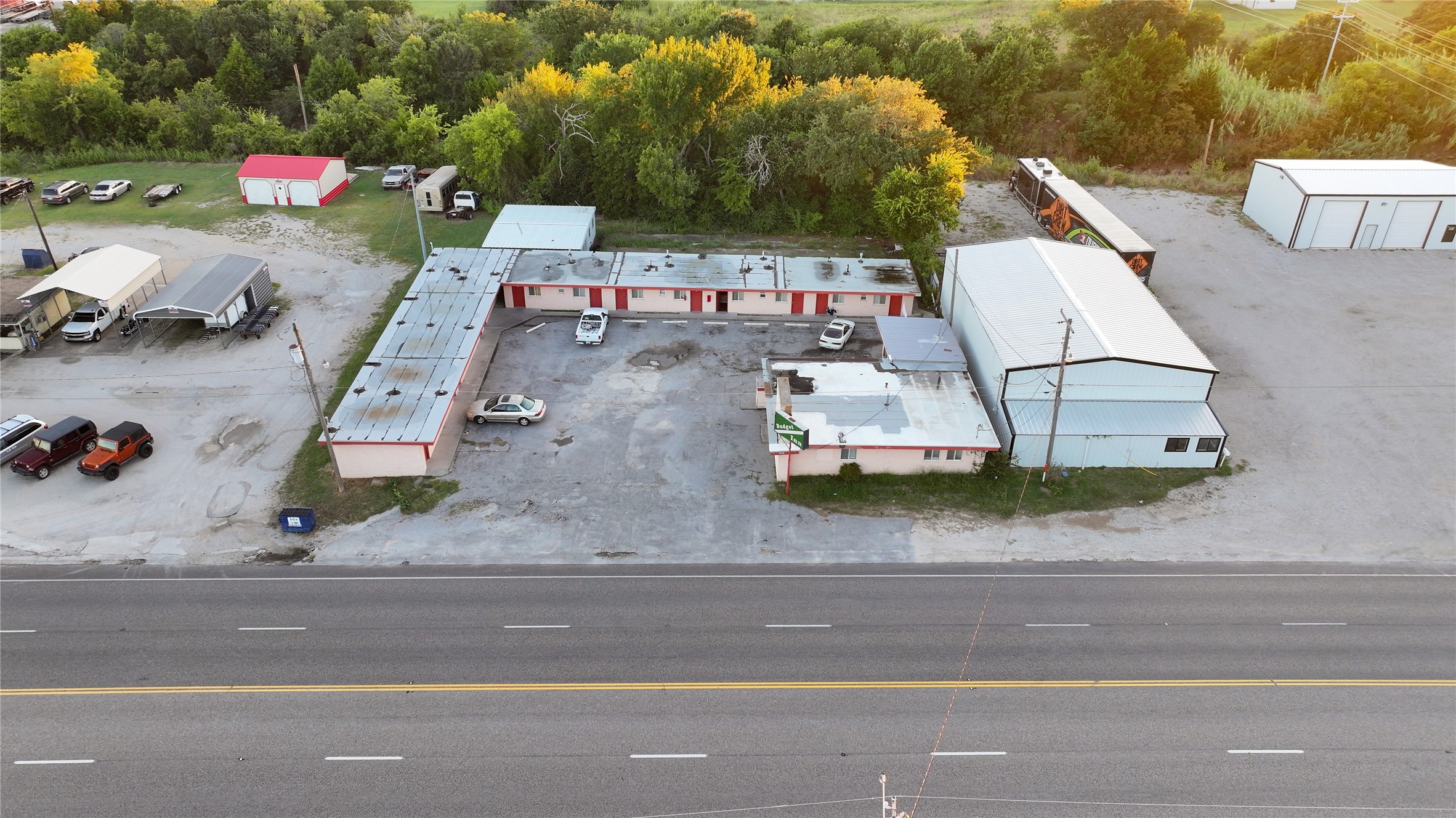 1408 E Wise Street Bowie TX 76230