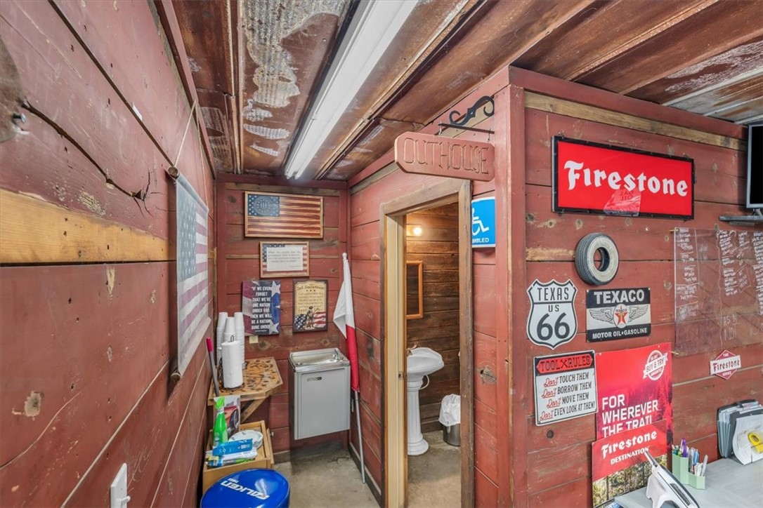 141 N Fairway Fairfield TX 75840