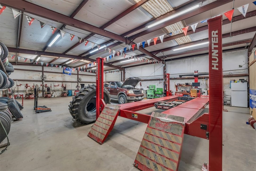 141 N Fairway Fairfield TX 75840