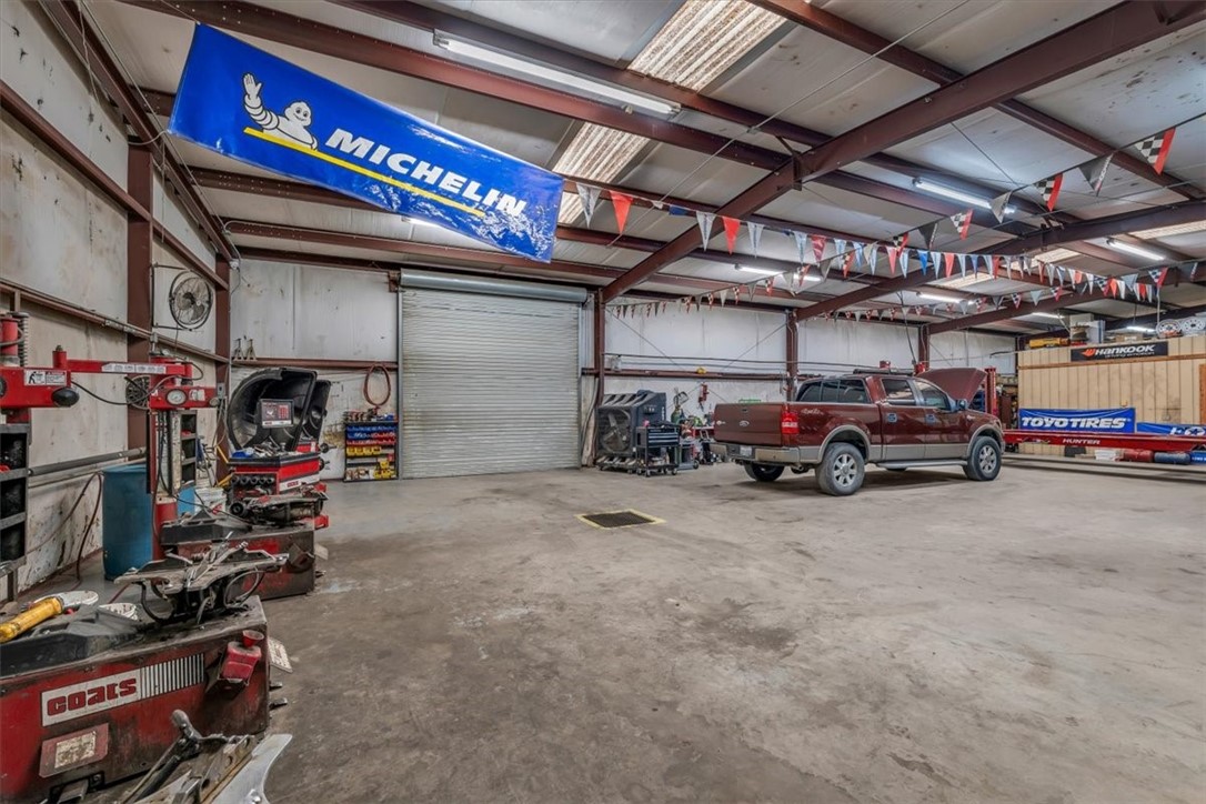 141 N Fairway Fairfield TX 75840