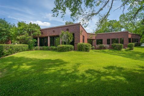 400 W Houston Marshall TX 75670