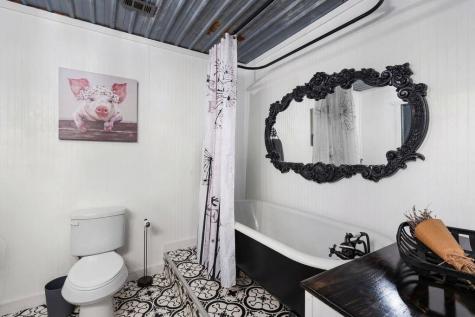 5608 Highway 82 Blossom TX 75416