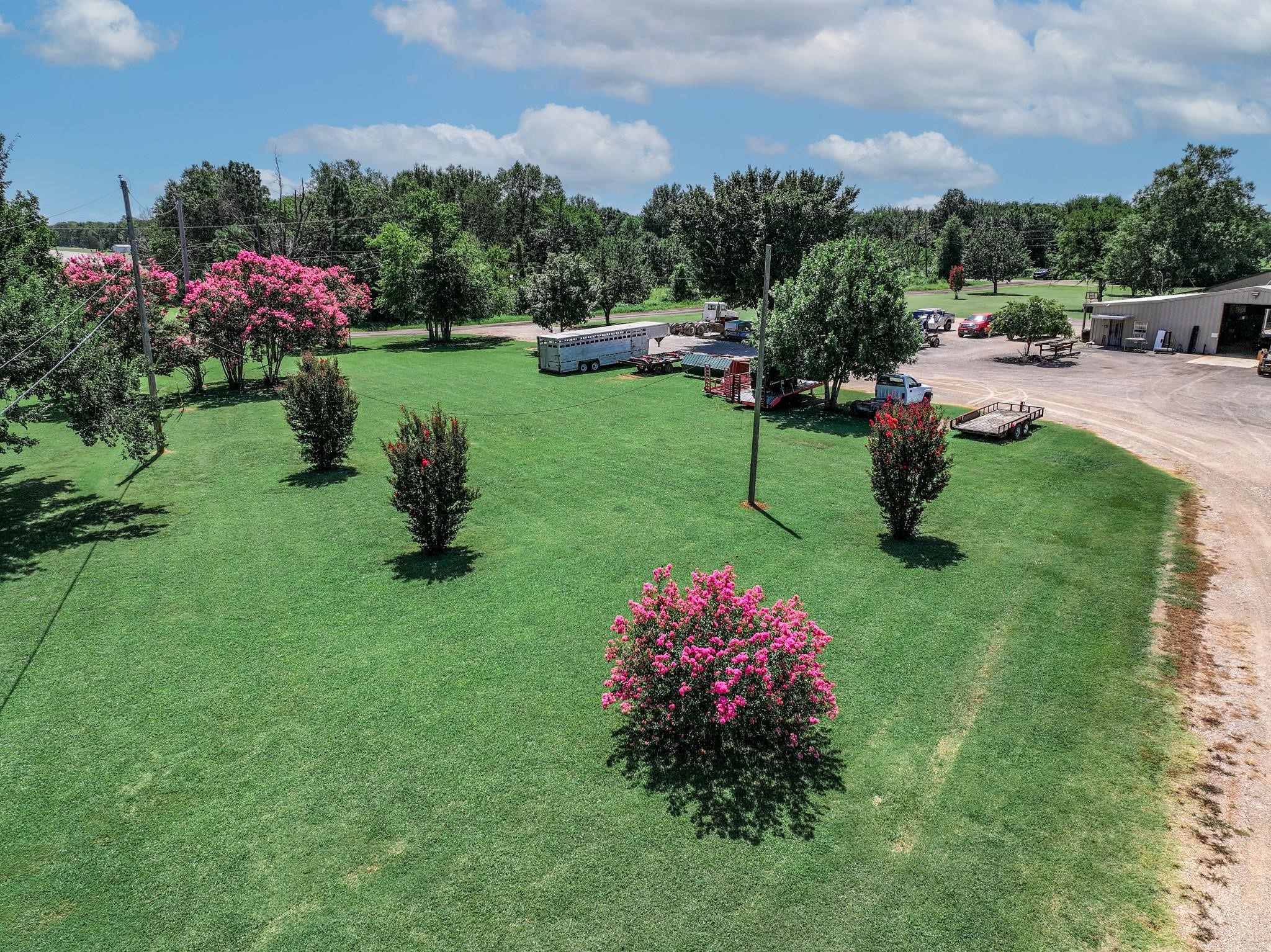 5608 Highway 82 Blossom TX 75416