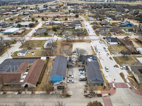 504 N Oak Street Roanoke TX 76262