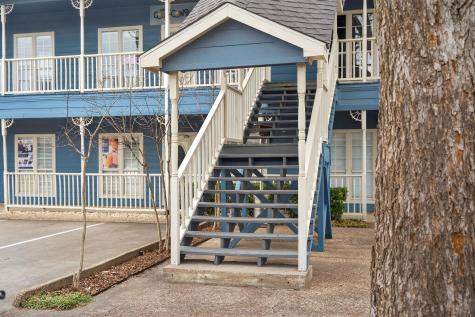 504 N Oak Street Roanoke TX 76262