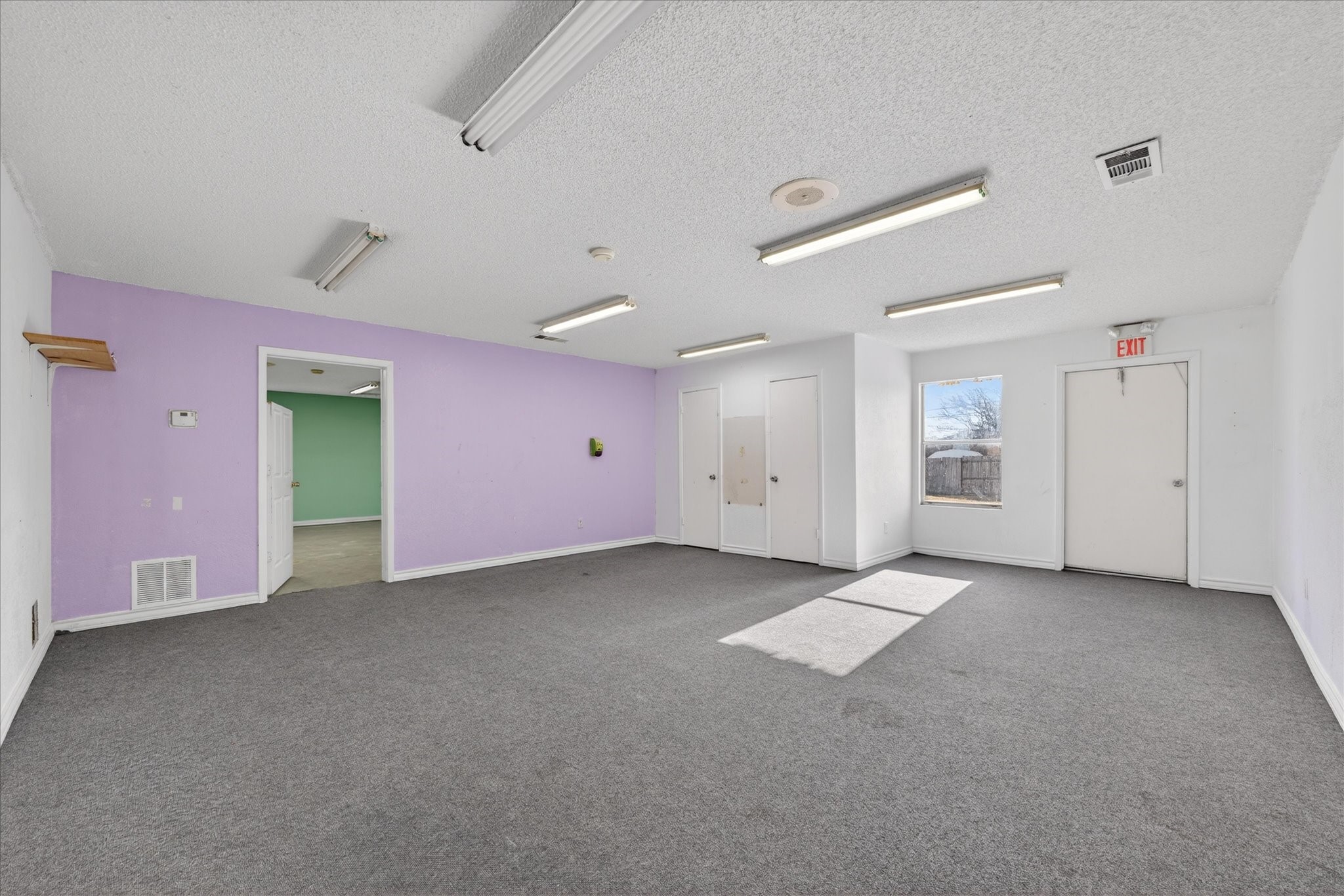 611 W Spring Valley Road Hewitt TX 76643