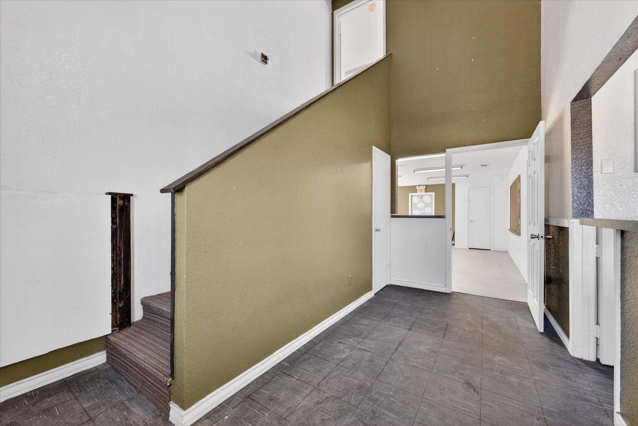 611 W Spring Valley Road Hewitt TX 76643