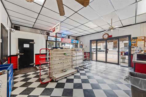 201 W Oak Street West TX 76691