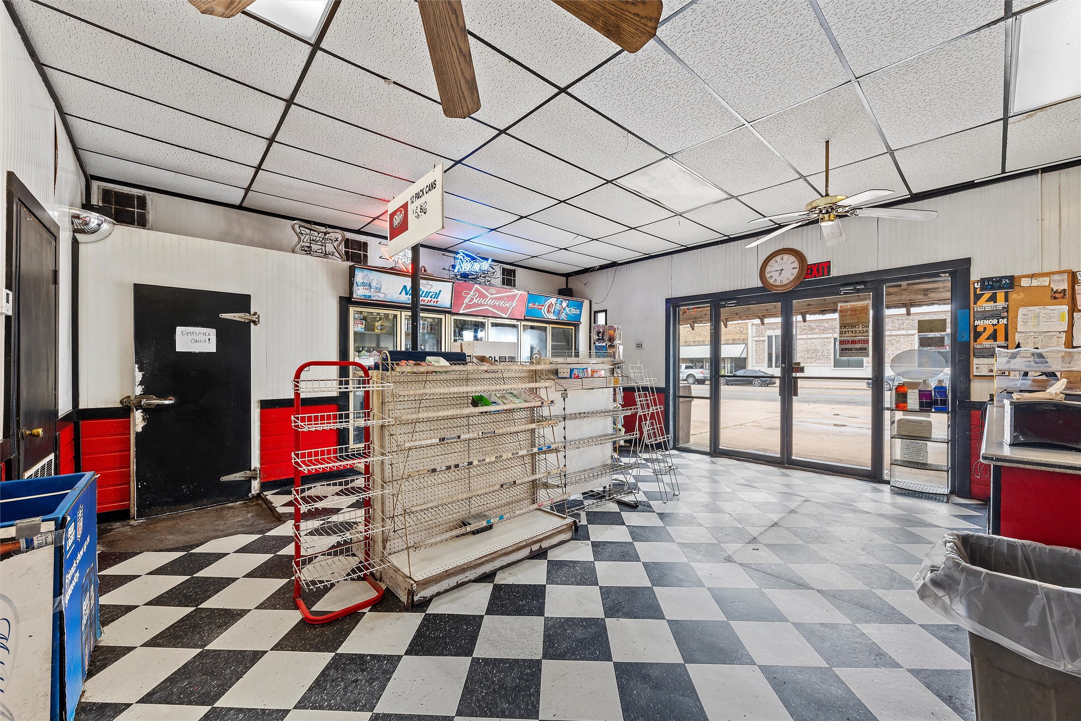 201 W Oak Street West TX 76691