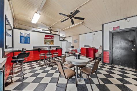 201 W Oak Street West TX 76691