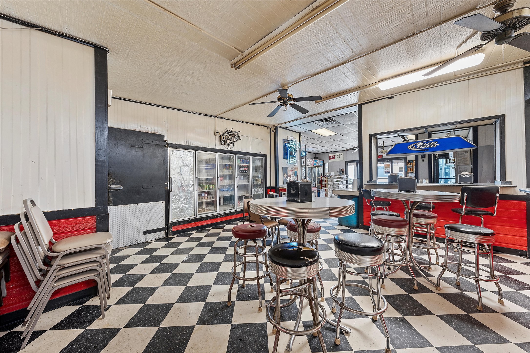 201 W Oak Street West TX 76691