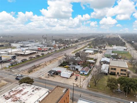 201 W Oak Street West TX 76691