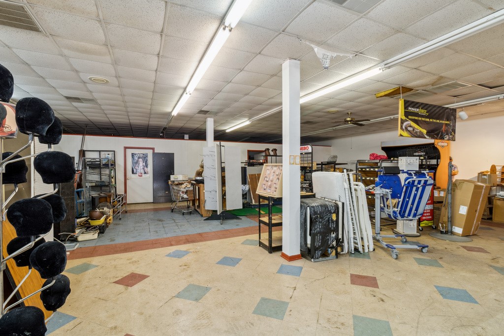 216 N Commerce Street Corsicana TX 75110