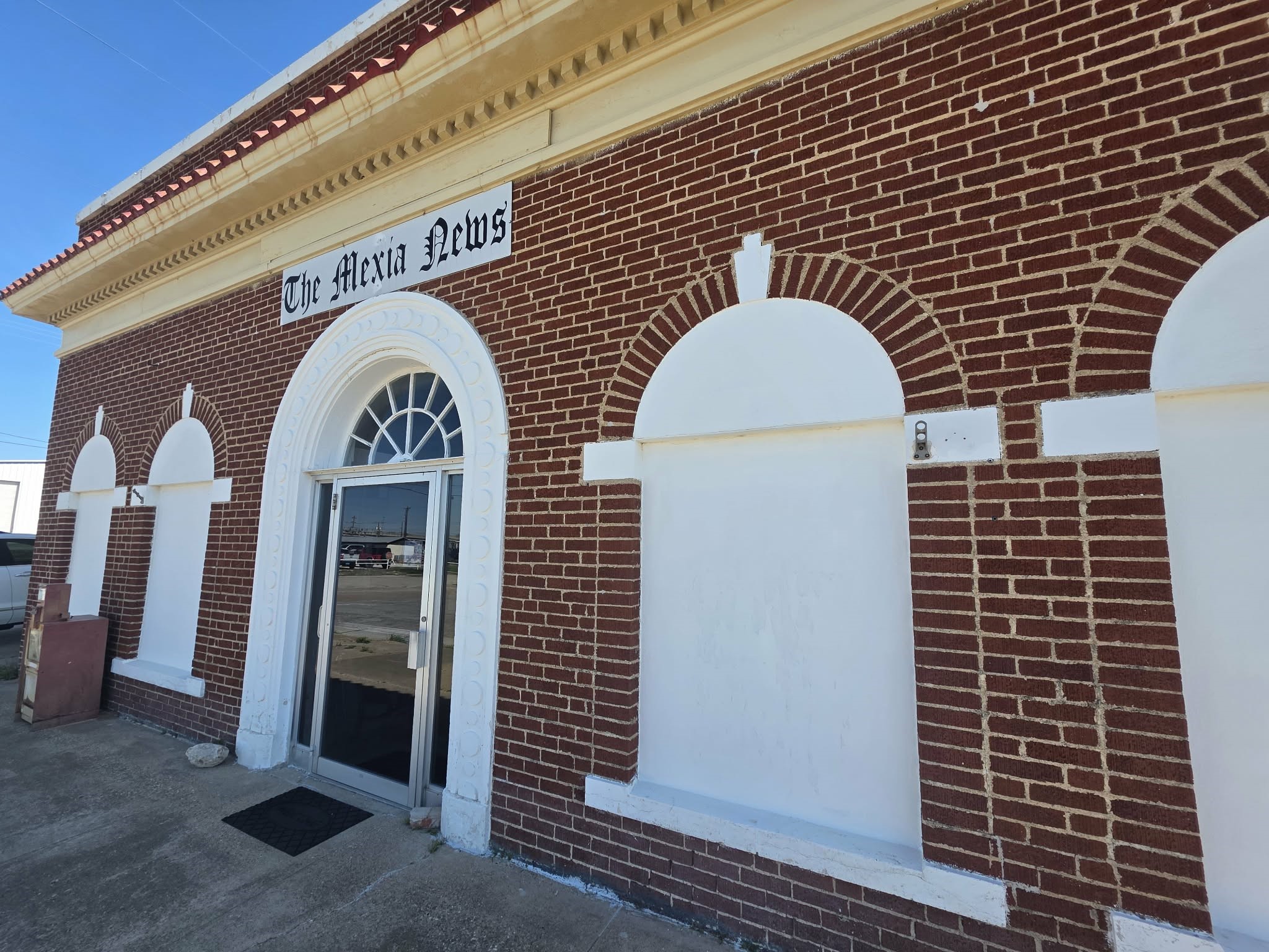 214 N Railroad Street Mexia TX 76667