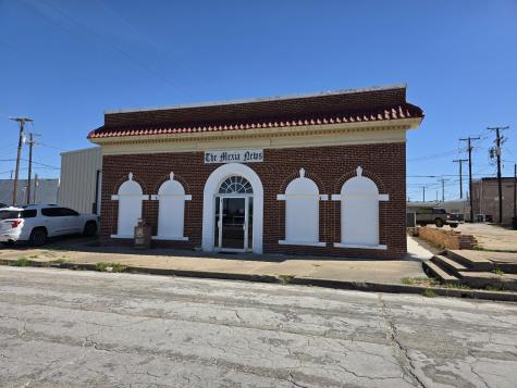 214 N Railroad Street Mexia TX 76667